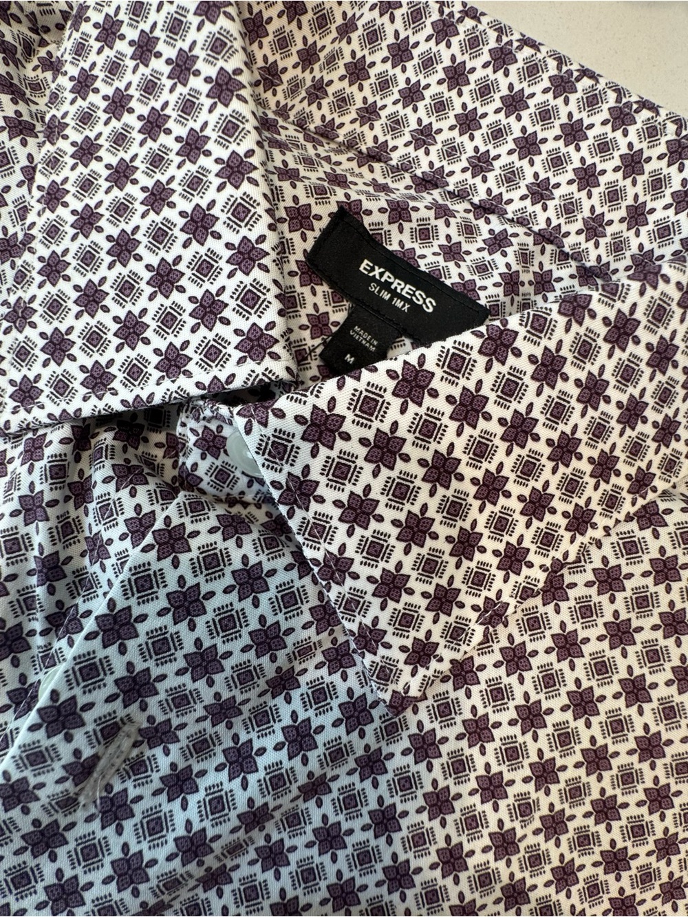 Express SLIM 1MX Geometric Print Shirt - Sharp & Sophisticated Medium